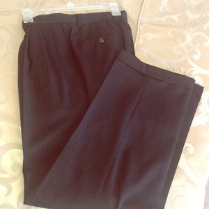 Men’s wool pleated,cuffed dark gray trousers